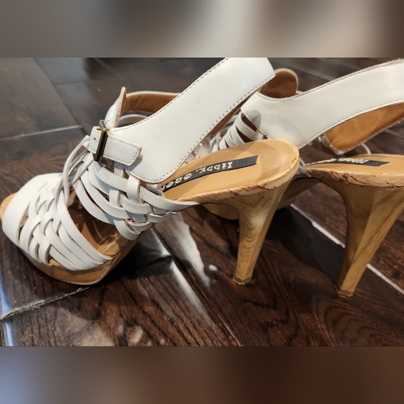 Libby Edelman leather 4" platform heel, size 7.5 - Picture 3 of 4